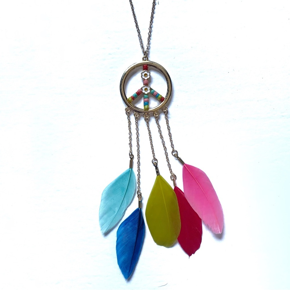 Claire’s Peace Sign Necklace Brand New